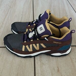 Salomon SHELTER Suede/Textile Low Top Lace Up Sneakers Size Mens 8, Womens 9